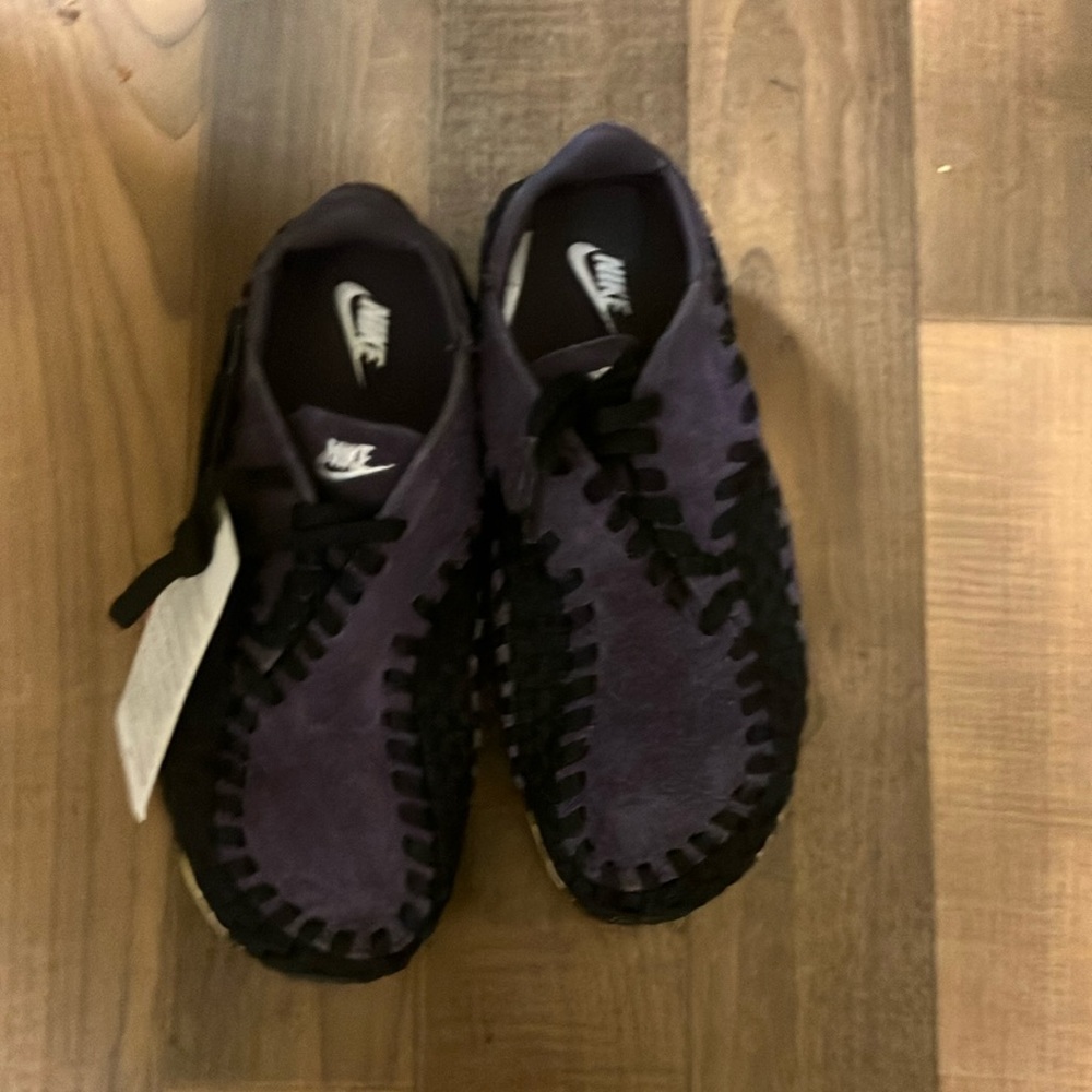 Nike Purple and Black Sneakerslebron James Nike